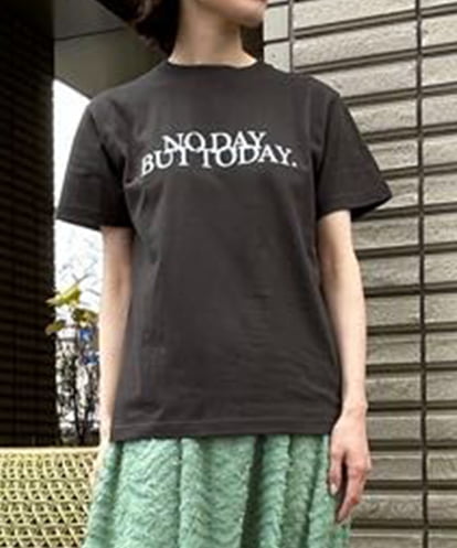ZMKGT28049  【日本製】フロッキーロゴTシャツ