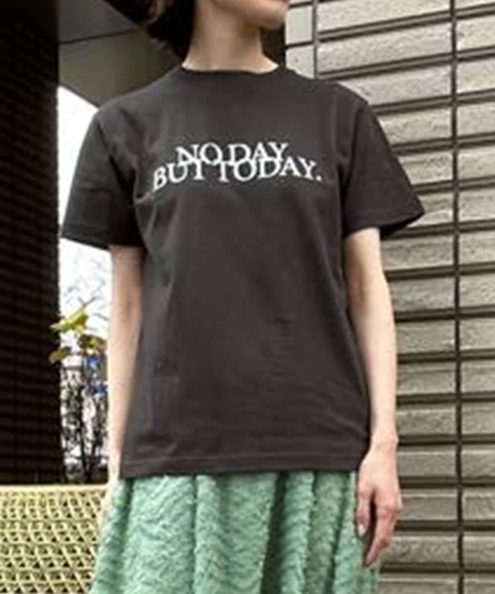 ZMKGT28049 al'aise modulation(アレーズモジュレーション) 【日本製】フロッキーロゴTシャツ ダークグレー