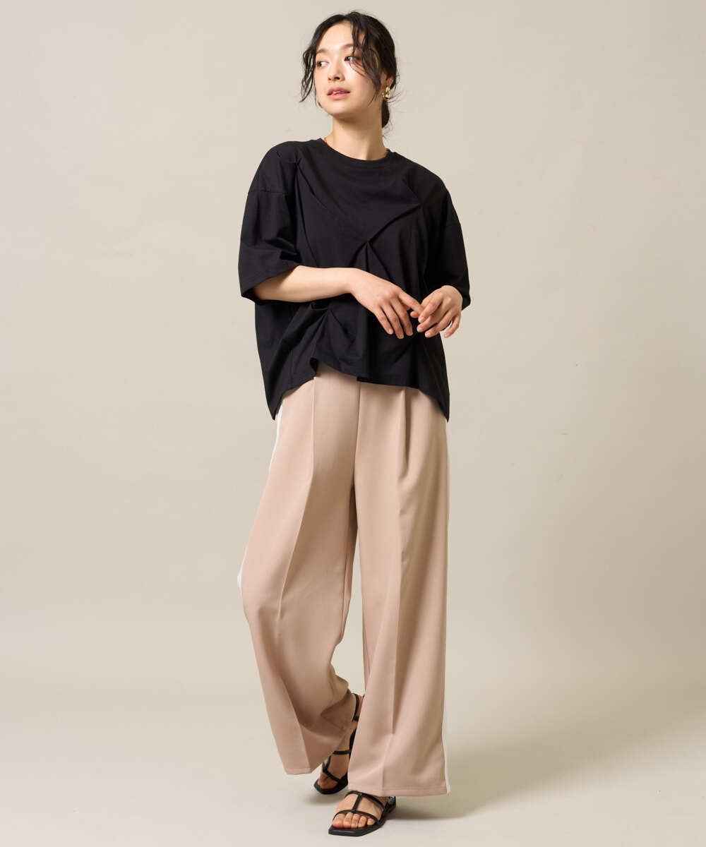 ZMKHE06070 al'aise modulation(アレーズモジュレーション) イレギュラータックデザインTシャツ ブラック
