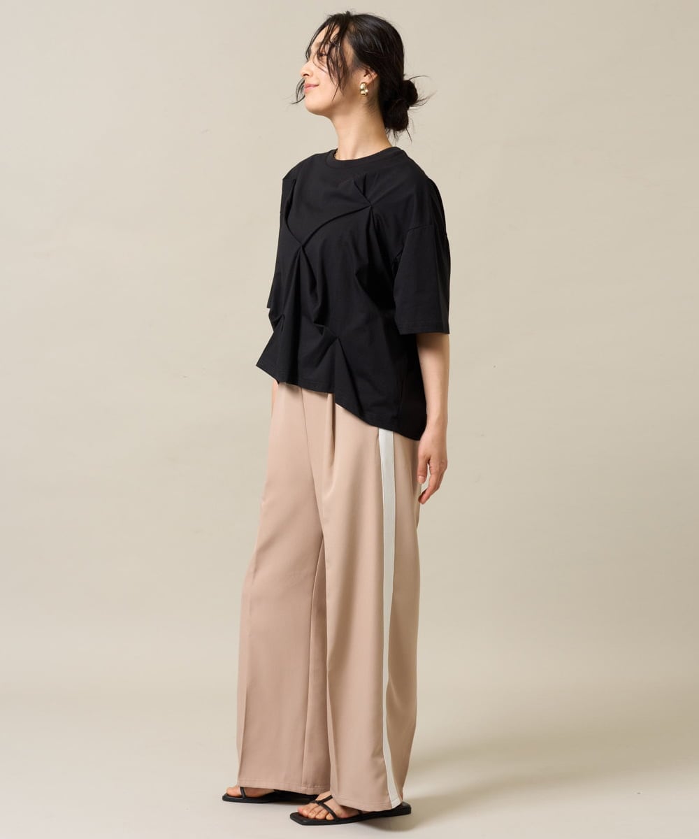 ZMKHE06070 al'aise modulation(アレーズモジュレーション) イレギュラータックデザインTシャツ ブラック