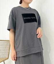 ZMKIB78089 al'aise modulation(アレーズモジュレーション) 【セットアップ対応】デザインロゴプリントプルオーバー ダークグレー