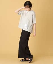 ZMKIE01099 al'aise modulation(アレーズモジュレーション) 【洗える】タグアクセントコットンTシャツ ライトグレー