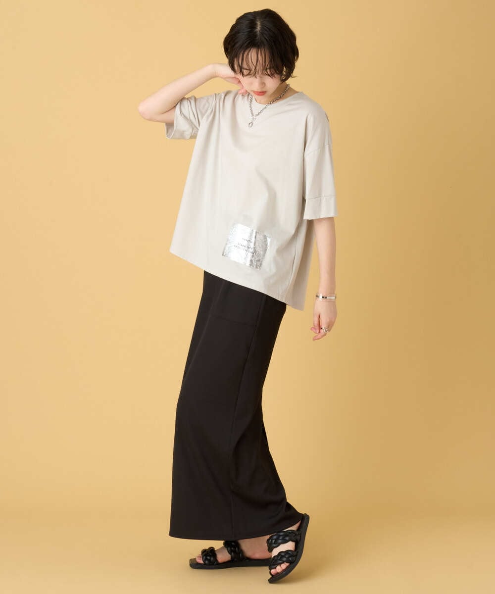 ZMKIE01099 al'aise modulation(アレーズモジュレーション) 【洗える】タグアクセントコットンTシャツ ライトグレー