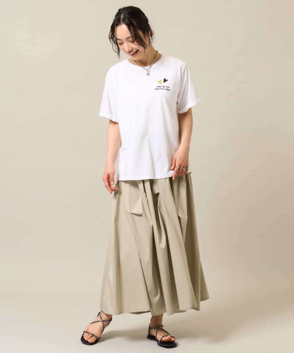 ZMKIE09080 al'aise modulation(アレーズモジュレーション) ロゴ刺繍デザインTシャツ ホワイト