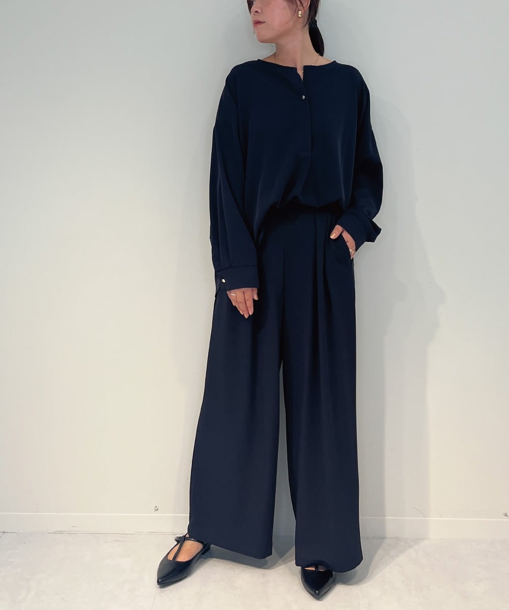 ZMKJB20090 al'aise modulation(アレーズモジュレーション) 【セットアップ対応・洗える】ドロップショルダースリットネックカットソー ネイビー