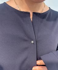 ZMKJB20090 al'aise modulation(アレーズモジュレーション) 【セットアップ対応・洗える】ドロップショルダースリットネックカットソー ネイビー