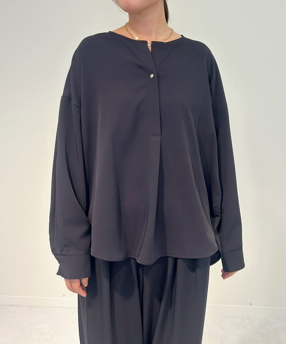 ZMKJB20090 al'aise modulation(アレーズモジュレーション) 【セットアップ対応・洗える】ドロップショルダースリットネックカットソー ネイビー