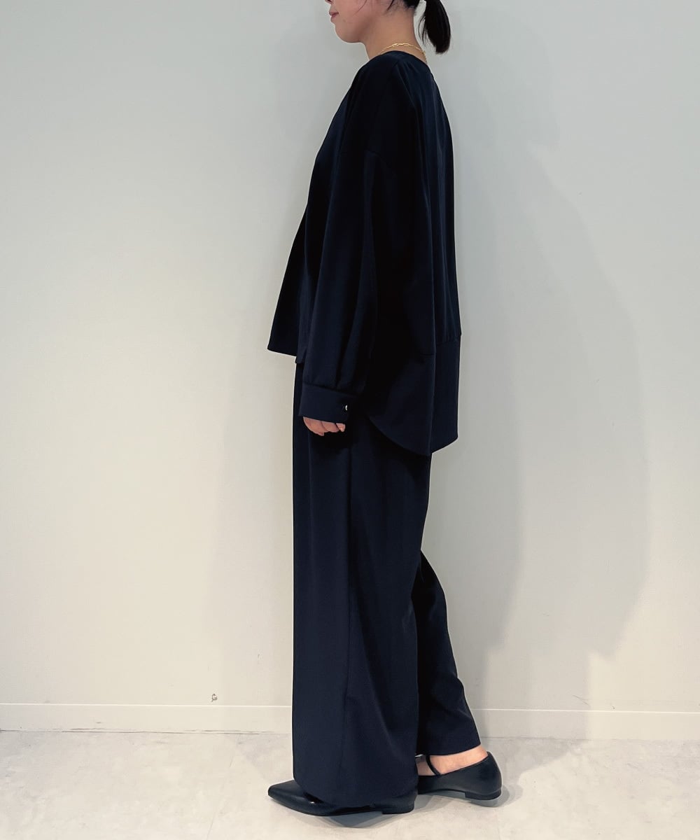 ZMKJB20090 al'aise modulation(アレーズモジュレーション) 【セットアップ対応・洗える】ドロップショルダースリットネックカットソー ネイビー