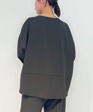 ZMKJB20090 al'aise modulation(アレーズモジュレーション) 【セットアップ対応・洗える】ドロップショルダースリットネックカットソー ブラウン