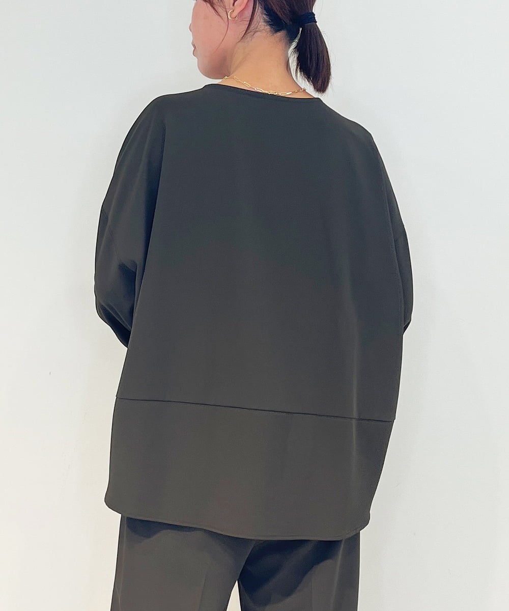 ZMKJB20090 al'aise modulation(アレーズモジュレーション) 【セットアップ対応・洗える】ドロップショルダースリットネックカットソー ブラウン