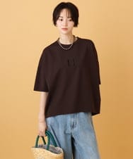 ZMKJE05069 al'aise modulation(アレーズモジュレーション) ポイントロゴデザインプルオーバー ブラウン