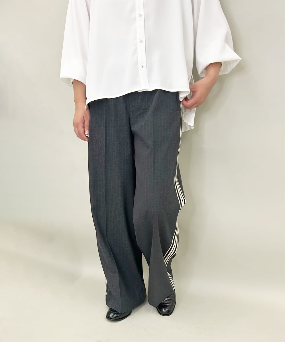 ZMLAE20180 al'aise modulation(アレーズモジュレーション) サイドテープデザインワイドパンツ グレー