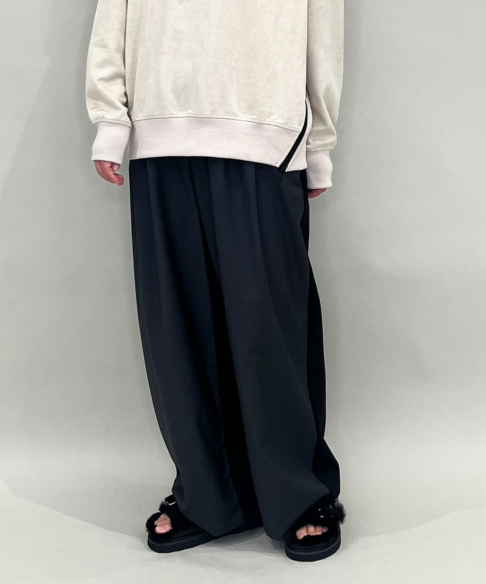 ZMLAE25150 al'aise modulation(アレーズモジュレーション) カットソージョイントワイドパンツ ダークグレー