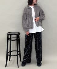 ZMLAE26110 al'aise modulation(アレーズモジュレーション) 刺繍デザインベロアパンツ ダークグレー