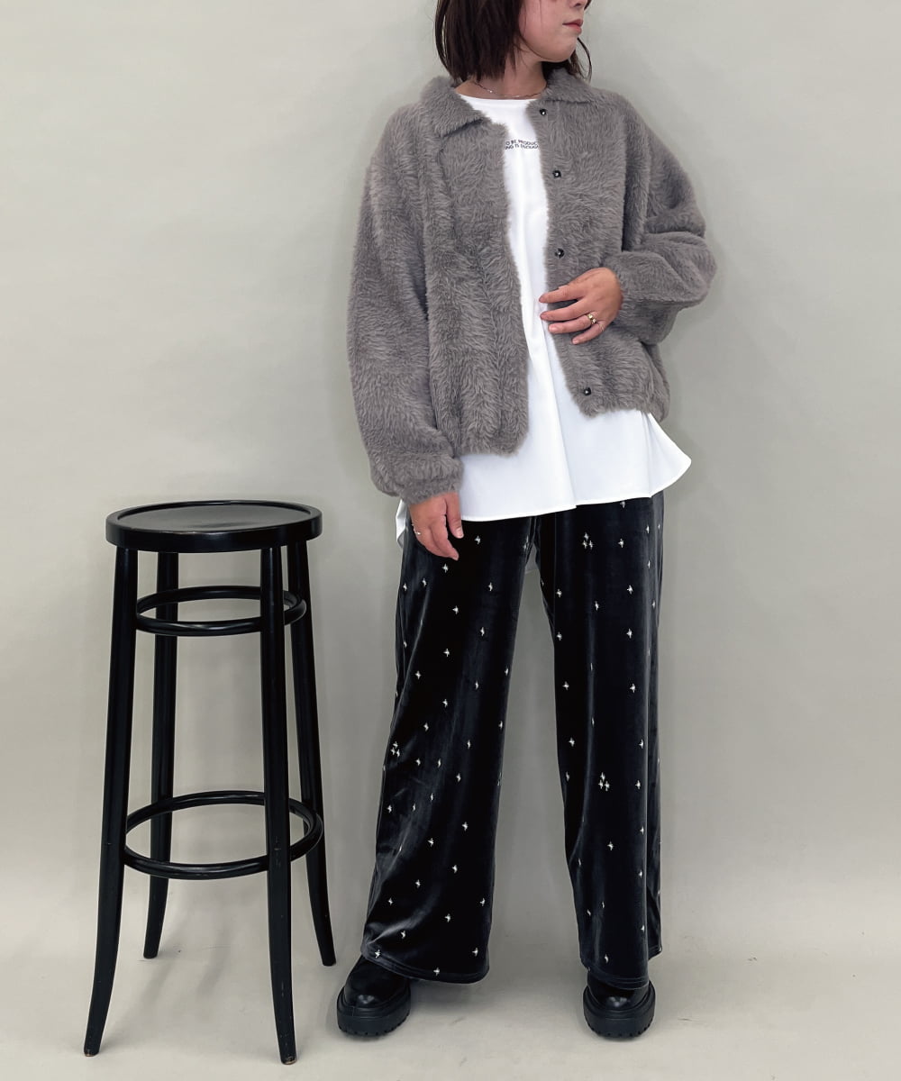 ZMLAE26110 al'aise modulation(アレーズモジュレーション) 刺繍デザインベロアパンツ ダークグレー