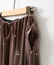 ZMLAE26110 al'aise modulation(アレーズモジュレーション) 刺繍デザインベロアパンツ ブラウン