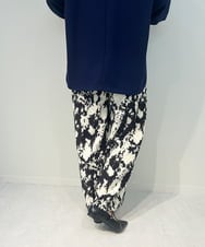 ZMLAE27110 al'aise modulation(アレーズモジュレーション) ニュアンス柄コーデュロイワイドパンツ ホワイト