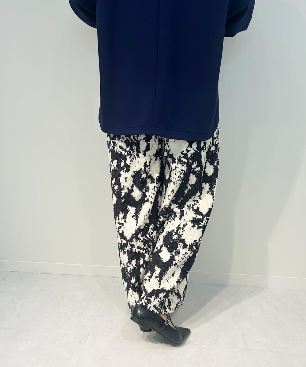 ZMLAE27110 al'aise modulation(アレーズモジュレーション) ニュアンス柄コーデュロイワイドパンツ ホワイト