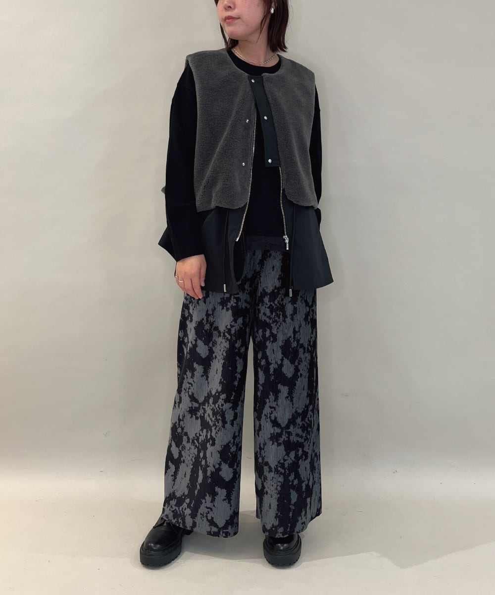 ZMLAE27110 al'aise modulation(アレーズモジュレーション) ニュアンス柄コーデュロイワイドパンツ ダークグレー