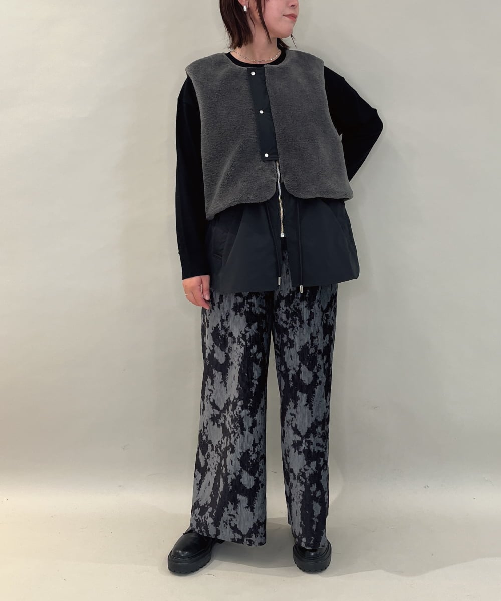 ZMLAE27110 al'aise modulation(アレーズモジュレーション) ニュアンス柄コーデュロイワイドパンツ ダークグレー