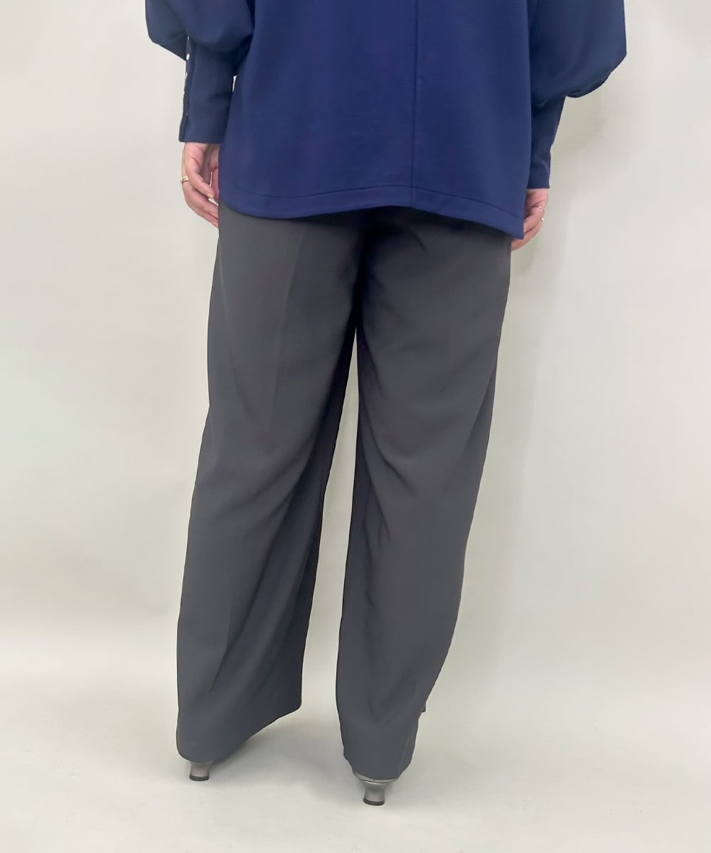 ZMLAE38160 al'aise modulation(アレーズモジュレーション) 【セットアップ対応】ツータックデザインワイドパンツ ダークグレー