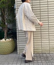 ZMLFQ04130 al'aise modulation(アレーズモジュレーション) サイドスリットパンツ ライトベージュ