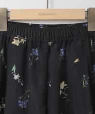 ZMLGE12110 al'aise modulation(アレーズモジュレーション) ドローイングフラワーイージーワイドパンツ ブラック