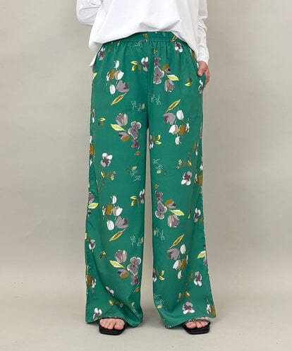 ZMLGE18160 al'aise modulation フラワープリントイージーワイドパンツ