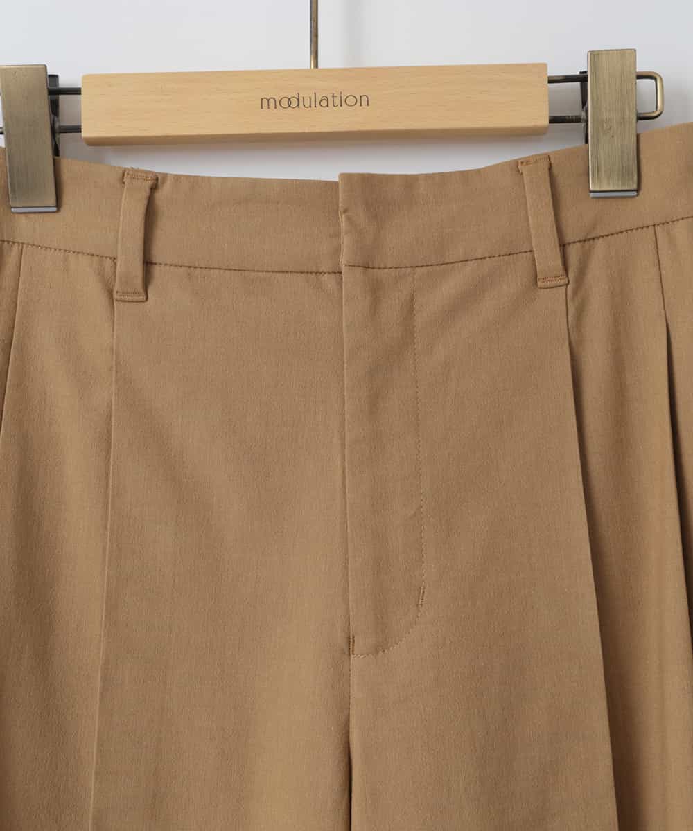 ZMLGT03160 al'aise modulation(アレーズモジュレーション) センタープレス ワイドストレッチパンツ ベージュ