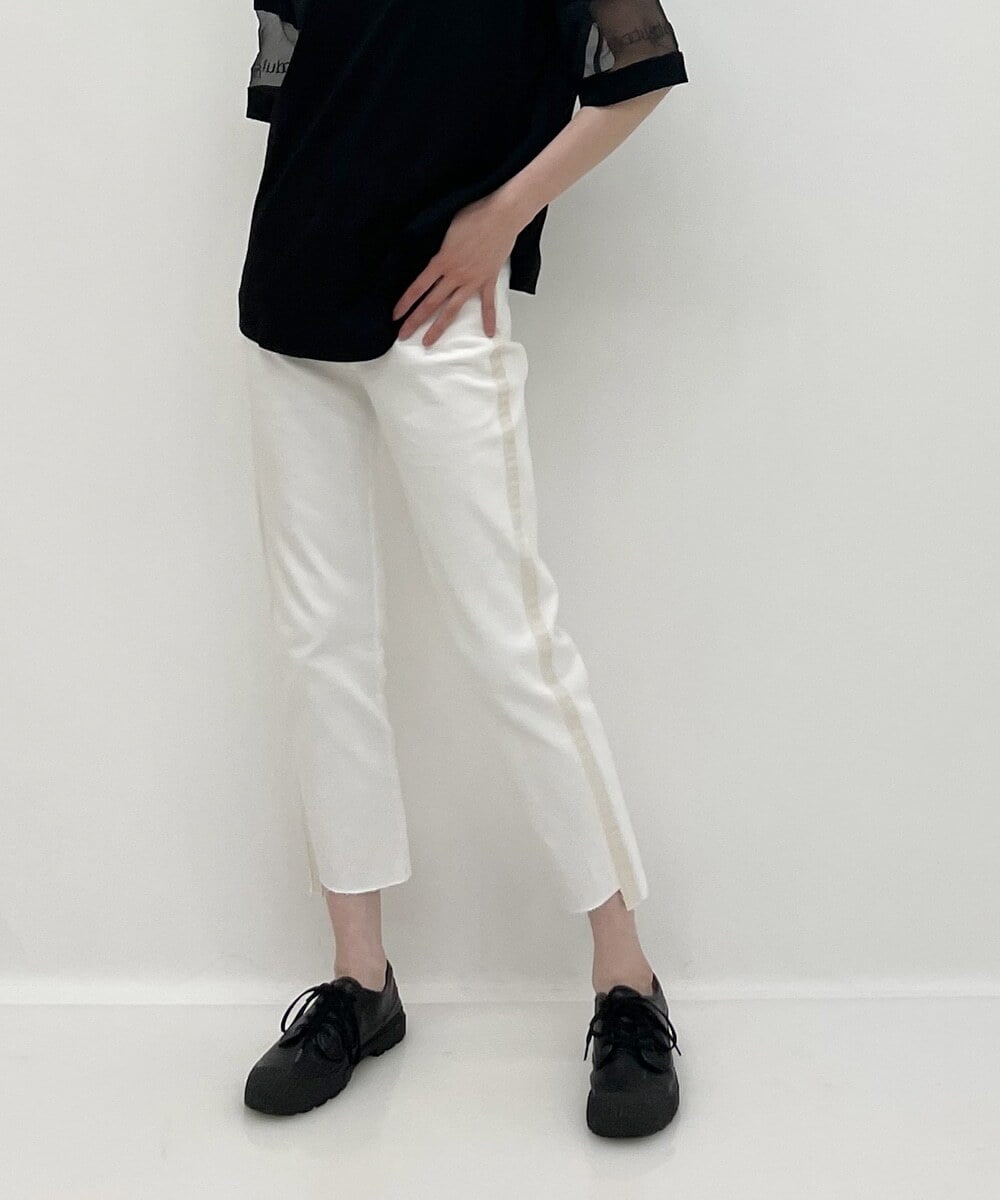 OFF-WHITE』オフホワイト (26) サイドラインカラーパンツ（カット 