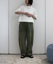 ZMLHB43138 al'aise modulation(アレーズモジュレーション) ジョイントデザインバレルレッグパンツ カーキ