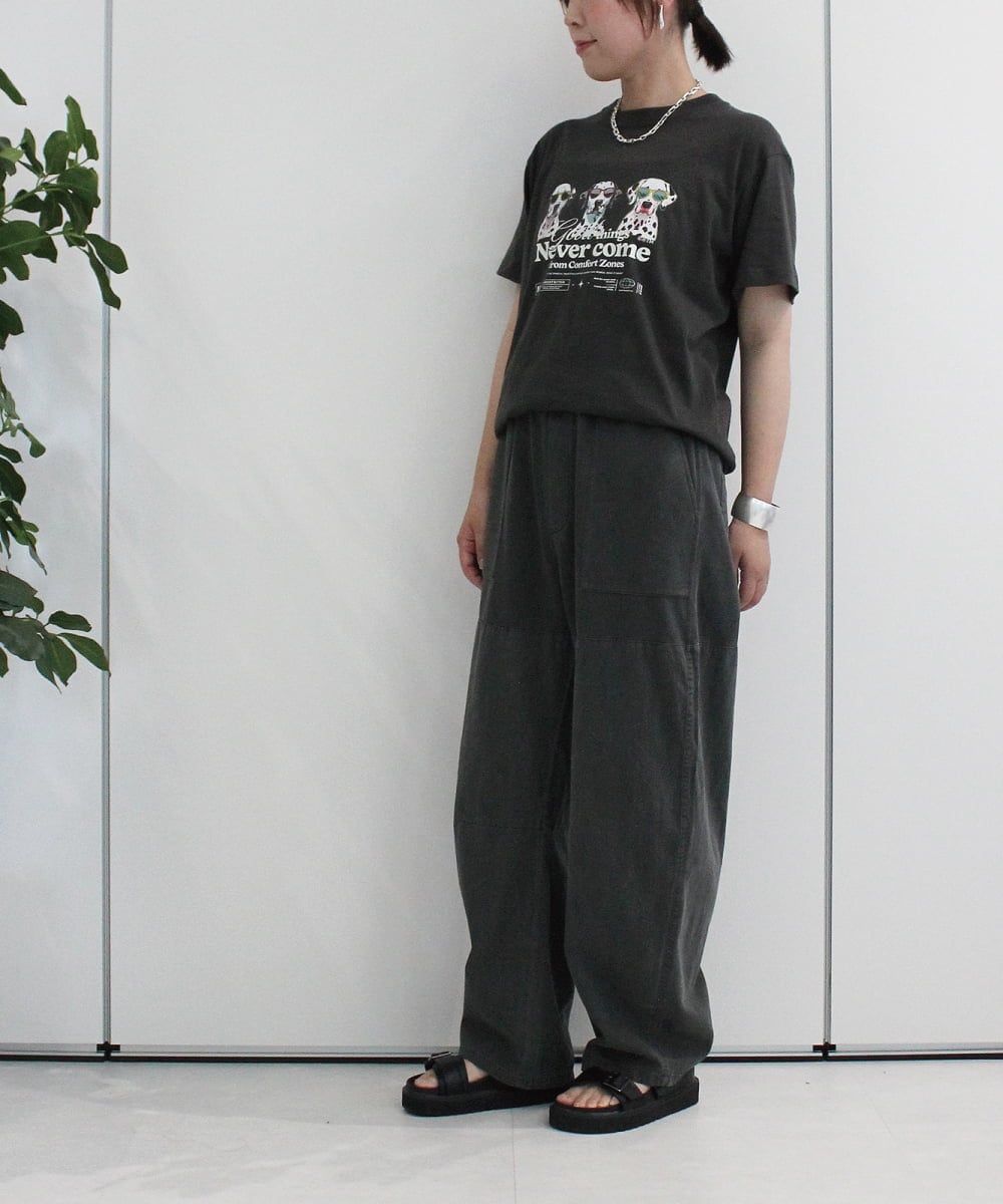 ZMLHB43138 al'aise modulation(アレーズモジュレーション) ジョイントデザインバレルレッグパンツ ブラック