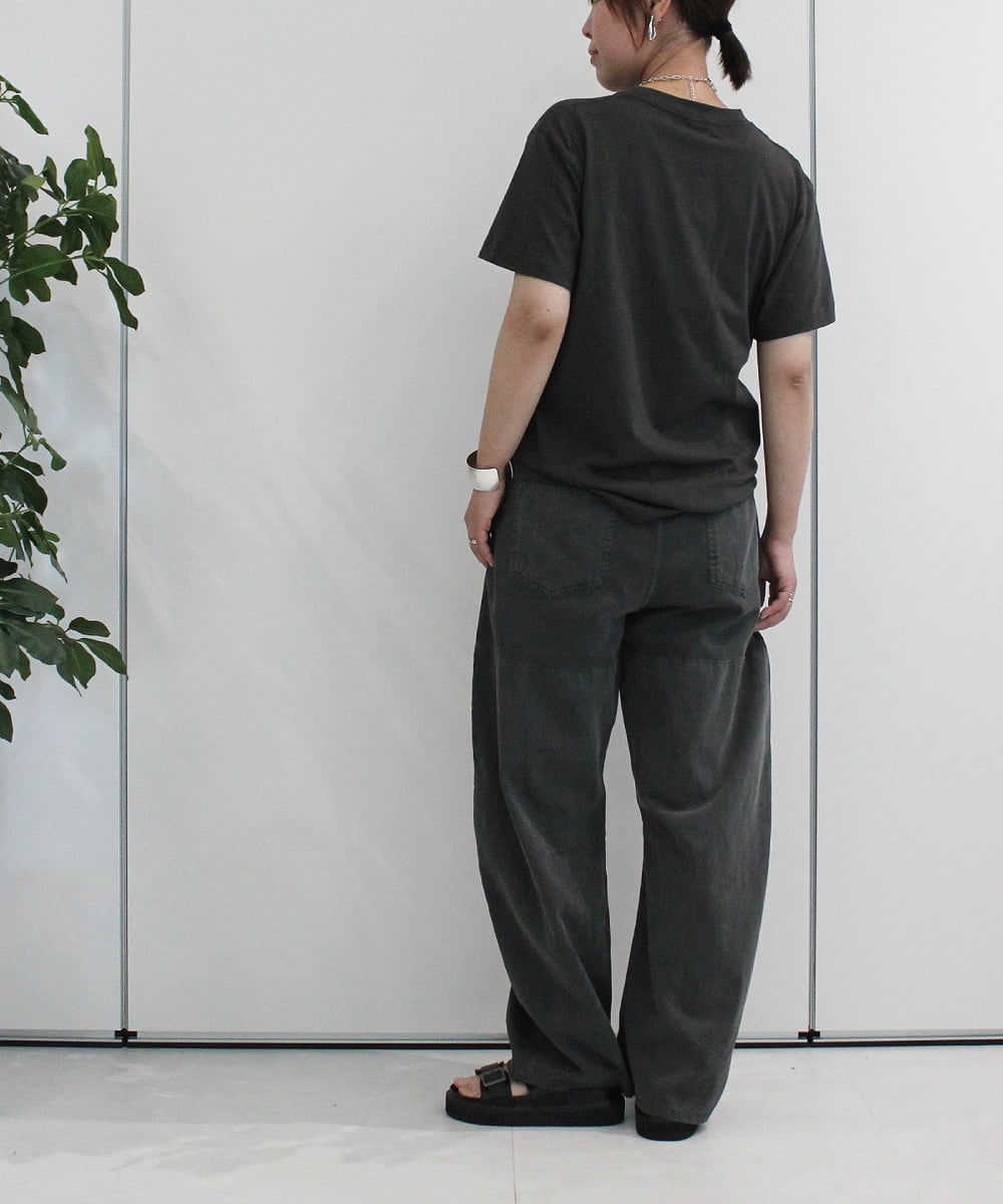 ZMLHB43138 al'aise modulation(アレーズモジュレーション) ジョイントデザインバレルレッグパンツ ブラック