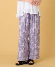 ZMLJE11098 al'aise modulation(アレーズモジュレーション) ボタニカルモチーフシアーワイドパンツ パープル