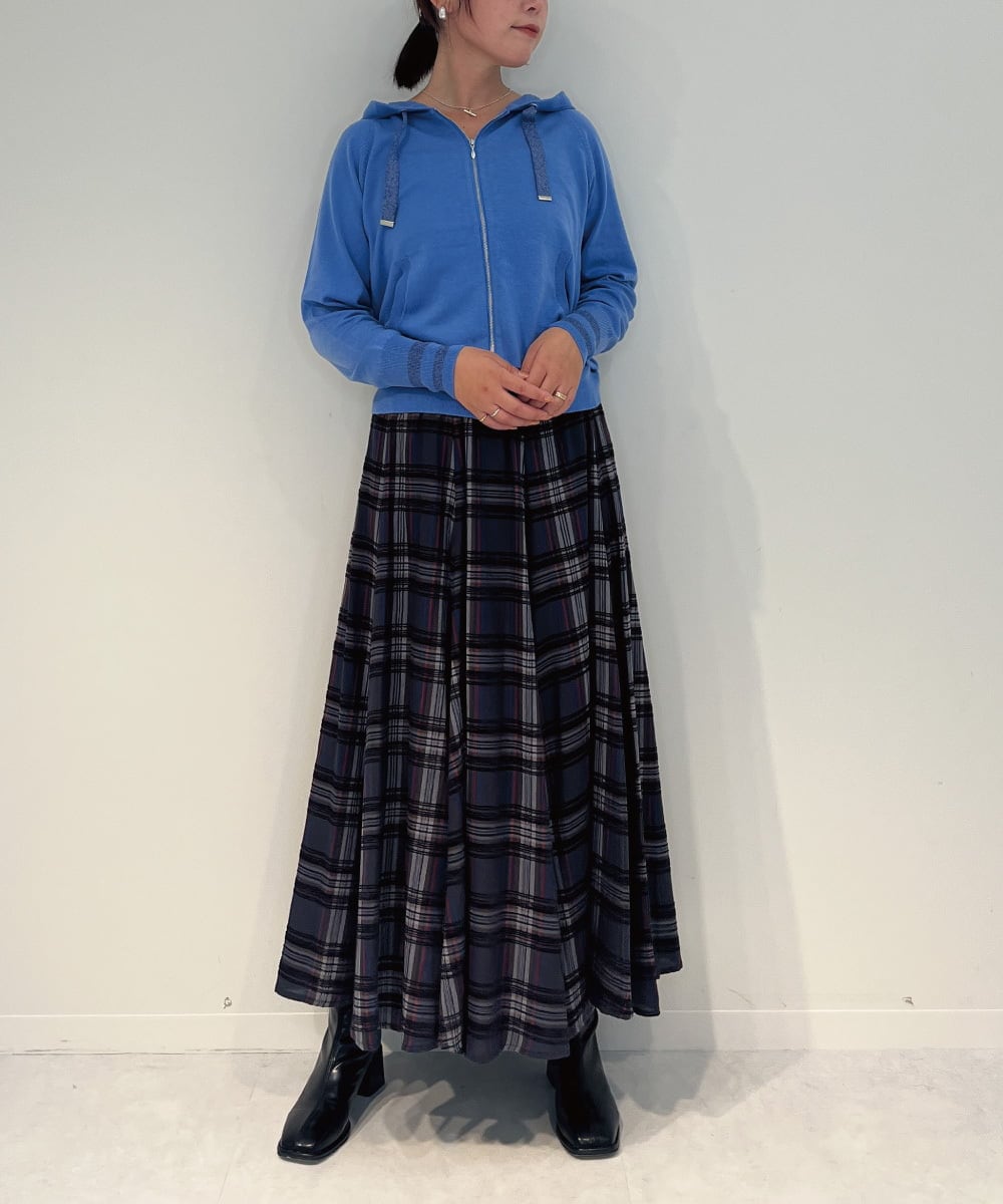 ZMSAE22140 al'aise modulation(アレーズモジュレーション) 【洗える】ラメポイントフーディージップパーカー ブルー