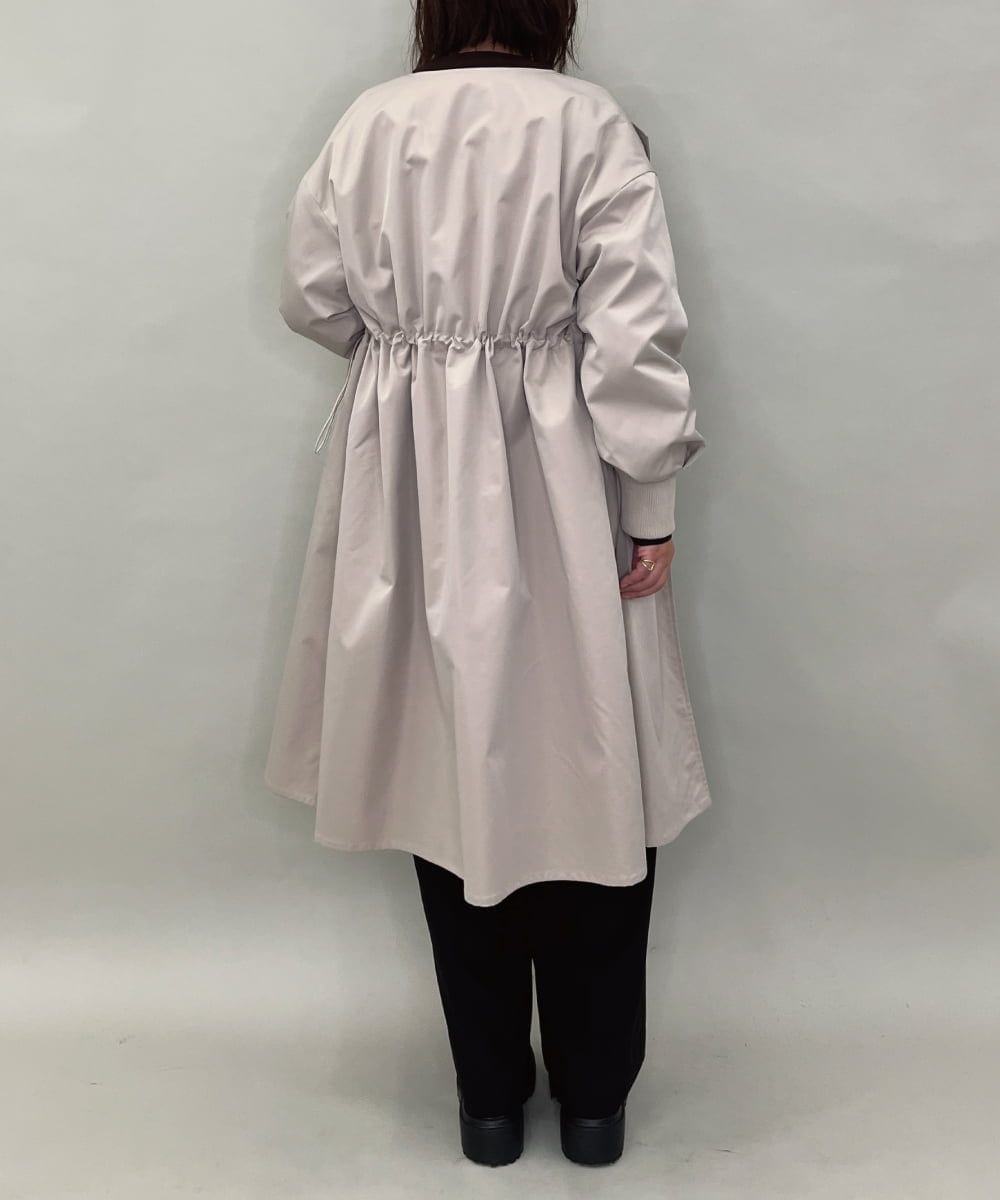 ZMUAE22178 al'aise modulation(アレーズモジュレーション) ノーカラードロストロングコート グレー