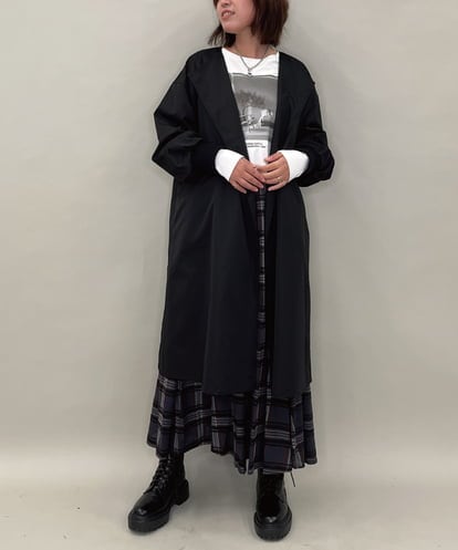 ZMUAE22178 al'aise modulation ノーカラードロストロングコート