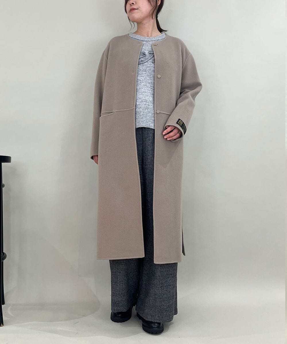 ZMUCE20430 al'aise modulation(アレーズモジュレーション) サイドスリットノーカラーロングコート ベージュ