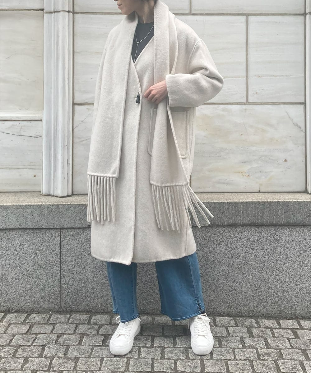 ZMUCW05390 al'aise modulation(アレーズモジュレーション) ストール付きノーカラーウールコート アイボリー