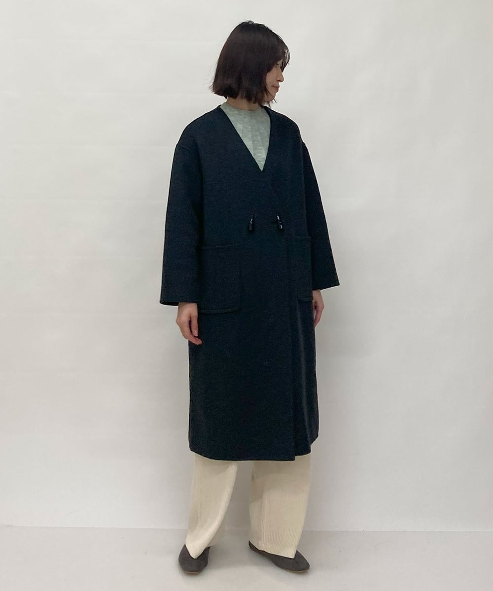 ZMUCW05390 al'aise modulation(アレーズモジュレーション) ストール付きノーカラーウールコート ダークグレー