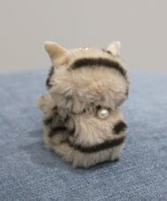 ZMYAE01026 al'aise modulation(アレーズモジュレーション) キャットホルダーバッグチャーム ライトグレー