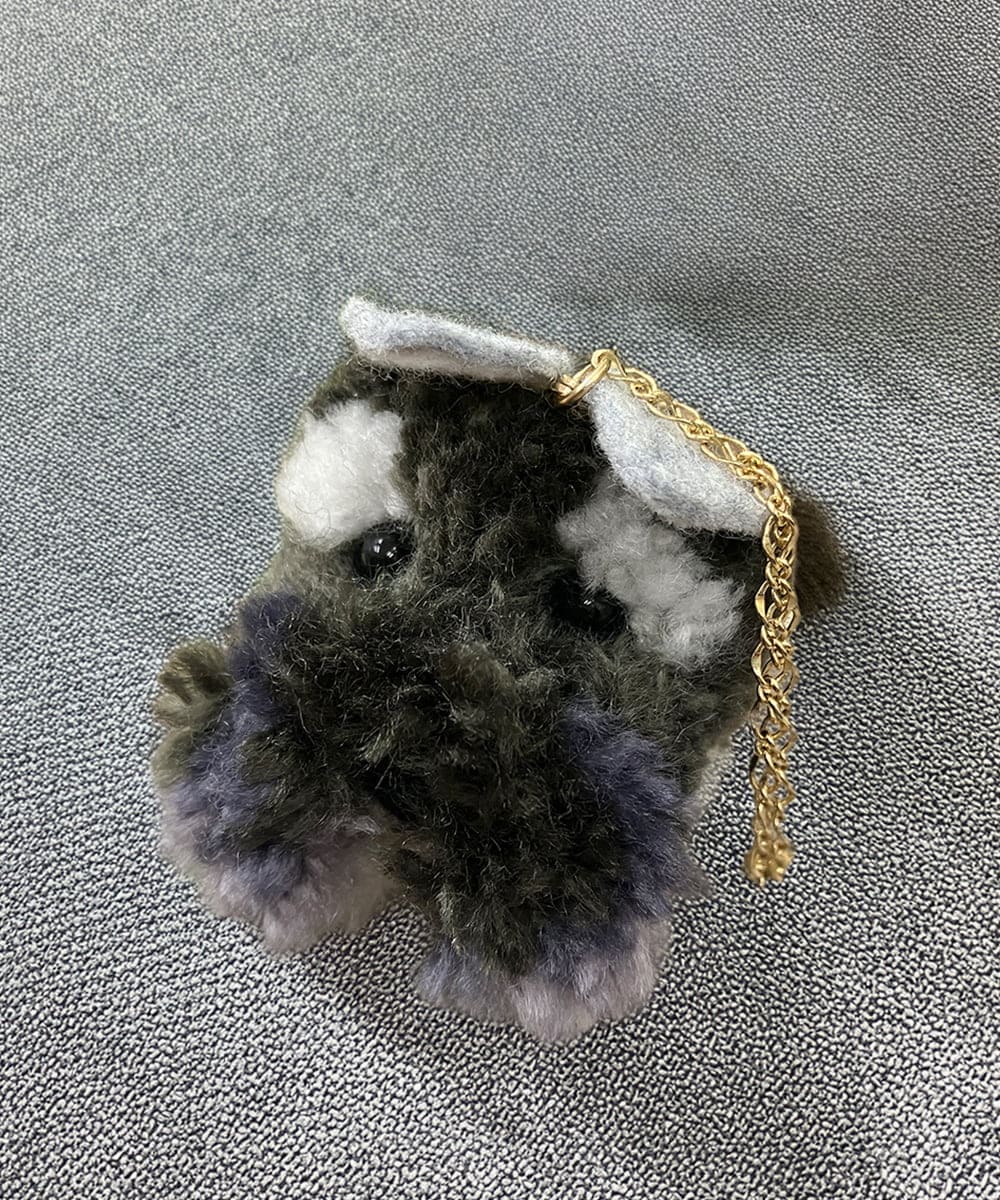 ZMYAE02029 al'aise modulation(アレーズモジュレーション) もこもこアニマルバッグチャーム ダークグレー(シュナウザー)